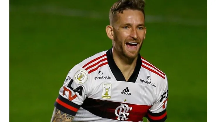 Empresário de Léo Pereira se pronuncia sobre interesse do Benfica