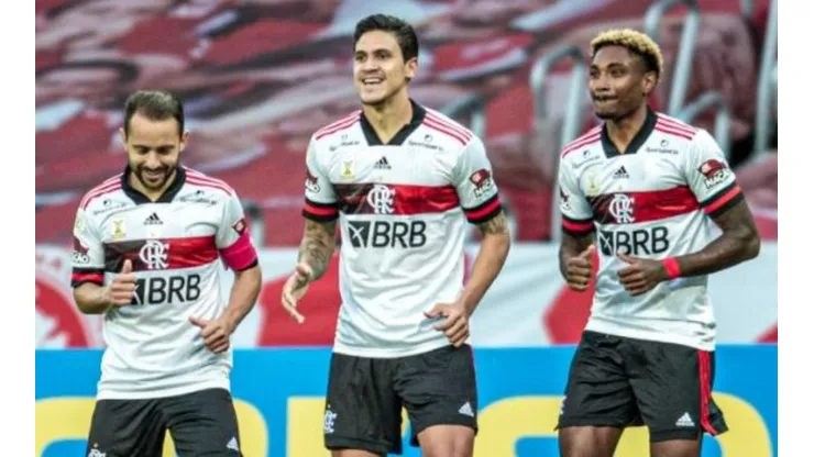 Pedro e Vitinho são decisivos e Ceni monta Flamengo para enfrentar o Racing