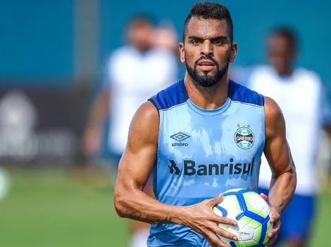 Renato Portaluppi faz planejamento com Maicon no Grêmio