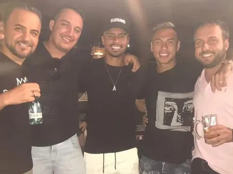 Vargas e Allan também são expostos e nova foto em balada irrita diretoria