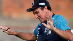 Cuca continua com moral no Peixão — Foto: Ivan Storti/Santos FC