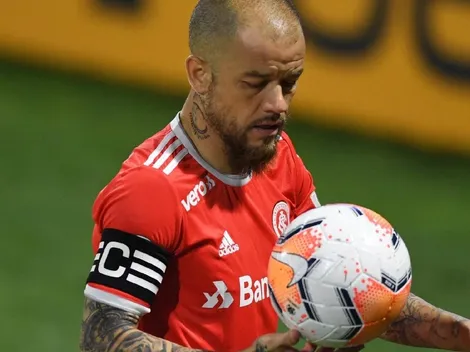 Abel Braga mantém D'Alessandro entre os titulares e muda o meio-campo do Inter