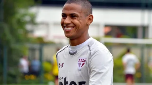 Bruno Alves deve ser titular - Foto: Rubens Chiri/São Paulo FC.