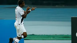 Vasco e Ceará duelam nesta segunda-feira, às 18h, em São Januário, pelo Campeonato Brasileiro - (Getty Images)