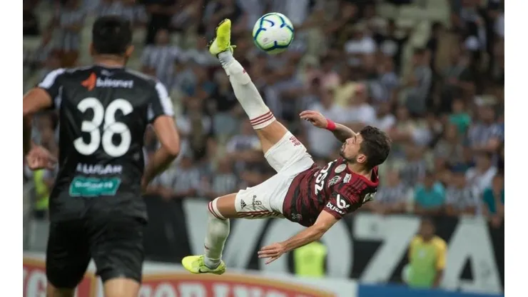 A bicicleta de Arrascaeta contra o Ceará pelo Brasileirão de 2019.(Foto: Alexandre Vidal/ Flamengo)
