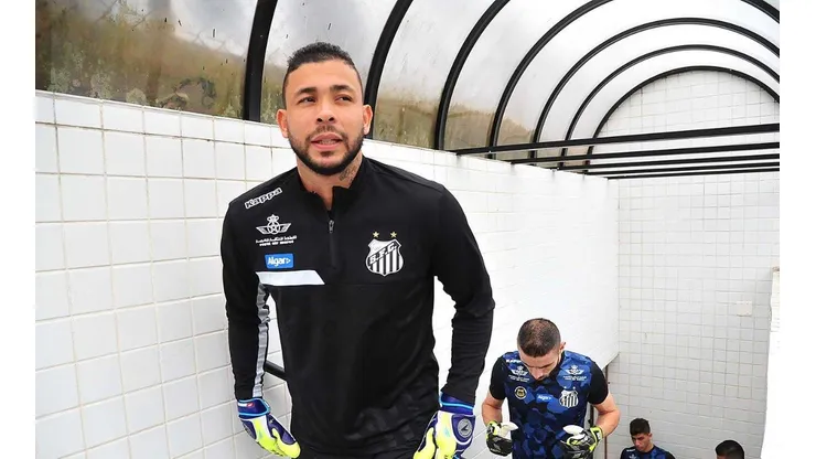 Recuperado de lesão, Vladimir pode virar reforço para o Santos em breve