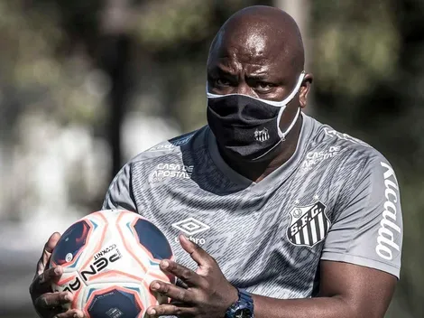 Arzul é acionado e Santos prepara escalação com novo goleiro no time titular