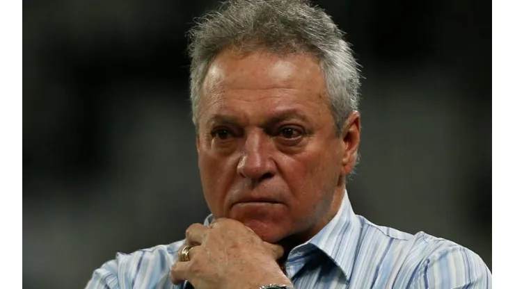 Pressionado no cargo, Abel pode cair em caso de queda do Inter na Libertadores