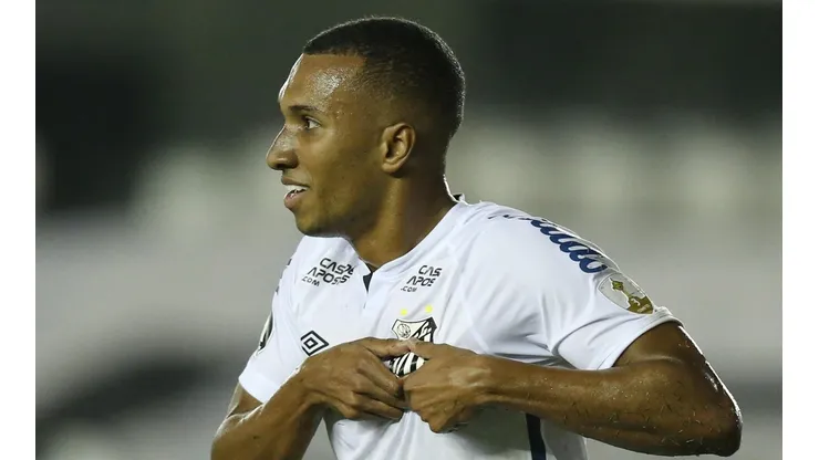 Santos recebe o Sport, neste sábado, às 17h, na Vila Belmiro - (Getty Images)