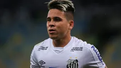 Soteldo, do Santos, prestará homenagem a Diego Maradona