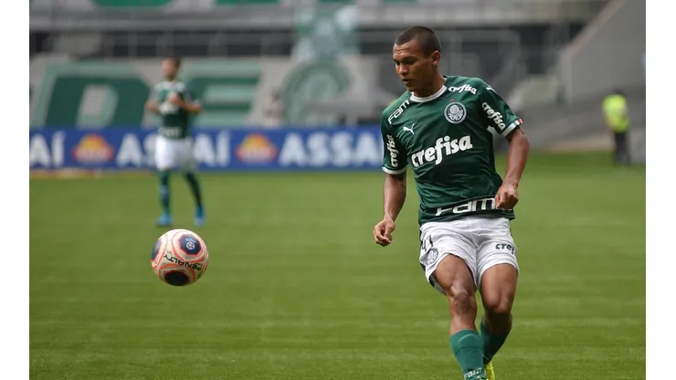 Galiotte entra em cena para barrar ida de Veron à seleção sub-20