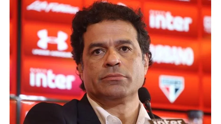 Raí detona arbitragem e avalia participação do VAR