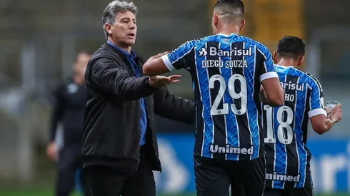 Diego Souza exaltou o trabalho do comandante - Foto: Lucas Uevbel/Grêmio.