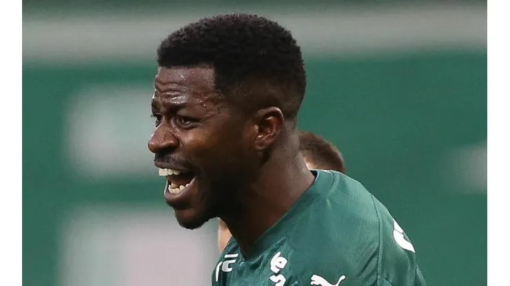 Abel aposta em volta por cima de Ramires no Palmeiras