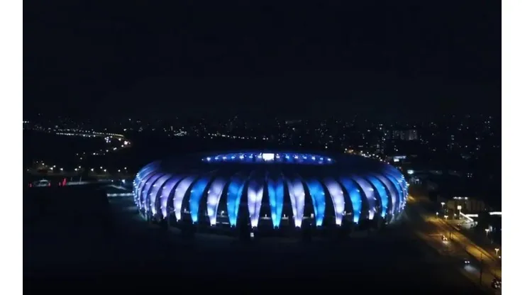 Inter faz linda homenagem a Maradona no horário que seria o jogo entre Internacional x Boca Juniors