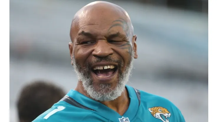 Mike Tyson deve receber fortuna milionária pela superluta contra Roy Jones Jr.