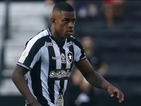 “Foi ridículo, não conseguimos trocar três passes”: Benevenuto declara falta de coragem na derrota do Botafogo