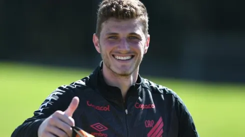 Bento: chance na Libertadores (Foto: Divulgação/Athletico Paranaense)