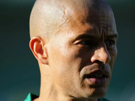 Alex expõe rumores sobre ida ao Athletico