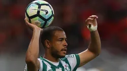 Torcida do Palmeiras se preocupa com possível escalação de Mayke no time titular