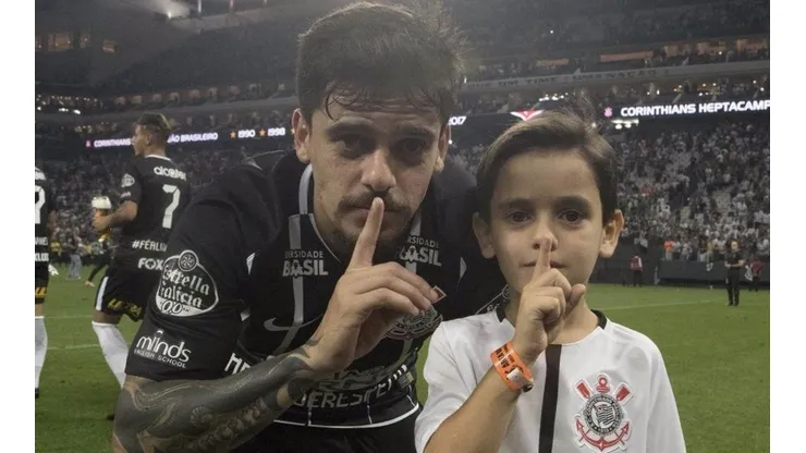 Henrique Lemos agora tem vínculo com o Timão - Foto: Daniel Augusto Jr/Corinthians.