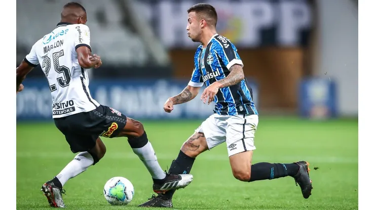 Lance causou a expulsão do zagueiro - Foto: Lucas Uebel/Grêmio.