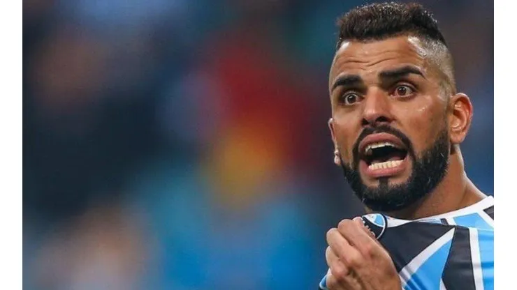 Maicon, Alisson, Paulo Miranda, Thaciano e Robinho estão no DM do Grêmio