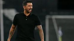 Díaz tenta tirar o Fogão da péssima situação — Foto: Vitor Silva/Botafogo