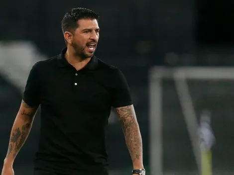 Emiliano Díaz indica estratégia para vencer o Atlético-MG