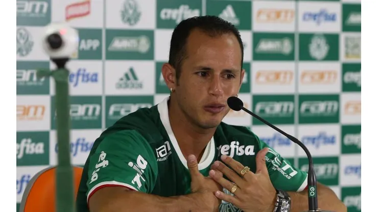 Com contrato perto do fim, Guerra deixa Galiotte contra a parede