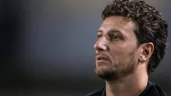 Elano é fator determinante para lateral do Santos negar transferência