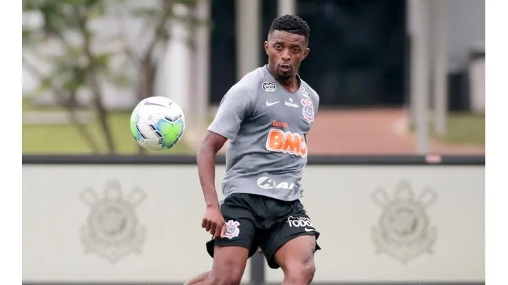 Cafú deve receber chance com Mancini - Foto: Rodrigo Coca/Corinthians.