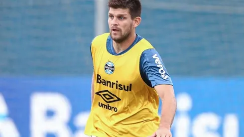Kannemann: suspenso (Foto: Lucas Uebel/Grêmio/Divulgação)