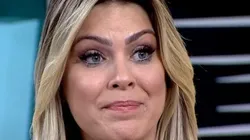 Renata pede para que seguidores peguem leve e gremistas não perdoam