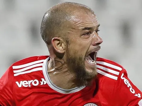 D'Ale anuncia despedida do Inter e cutuca diretoria: "A saída de Coudet foi ruim para o grupo”