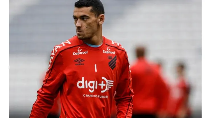 Surto de Covid atinge Athletico