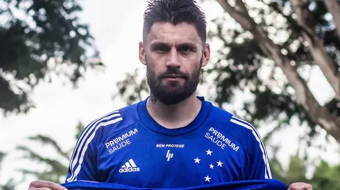 Com Sóbis na linha de ataque, Felipão define time do Cruzeiro