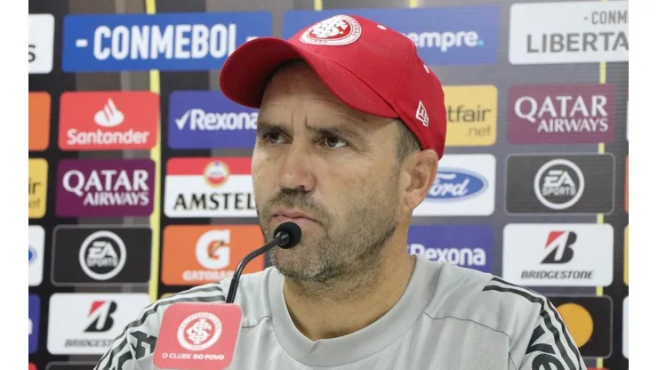 Coudet se diz abandonado no Beira-Rio e justifica saída do Inter