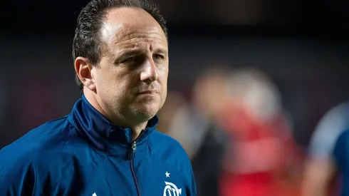 Meio-campista busca rescisão contratual para voltar ao Flamengo; Ceni gosta