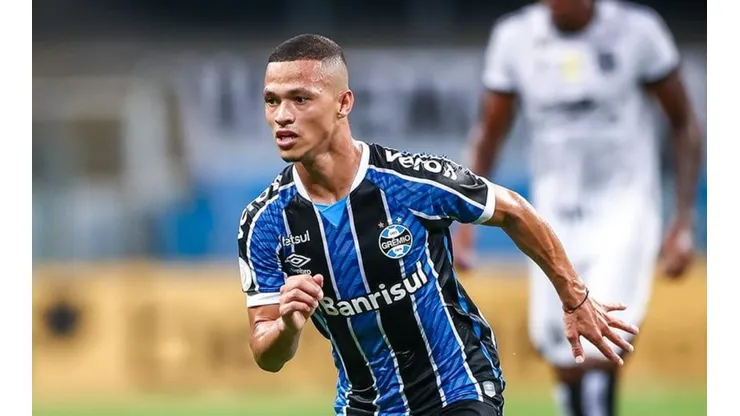 Darlan vem correspondendo as chances recebidas - Foto: Lucas Uebel/Grêmio.