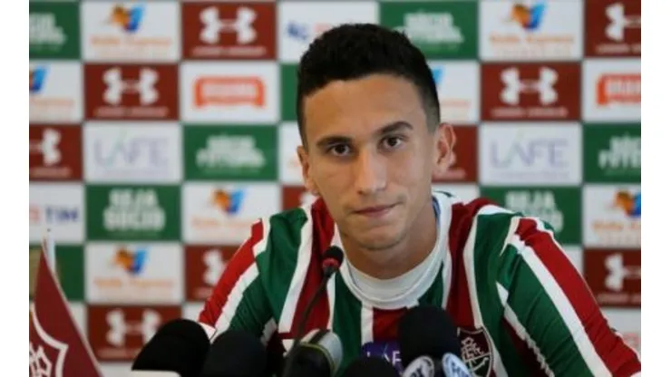 Dodi e Fluminense suspendem negociações após pedido de R$ 10 milhões