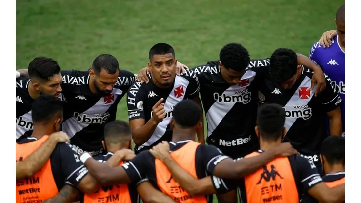 Sá Pinto dedura escalação contra o Fortaleza na véspera; sistema 3-5-2 agrada técnico do Vasco