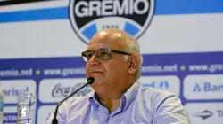 Romildo deixou claro seu seria sua escalação dos sonhos - Foto: Lucas Uebel/Grêmio.