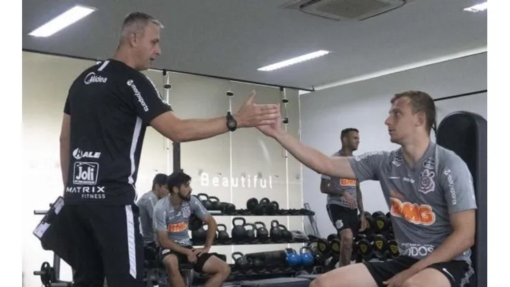 Tiago Nunes deu oportunidades ao lateral - Foto: Daniel Augusto Jr/Corinthians.