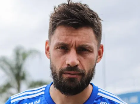 Com chegada de Sobis, atacante pouco utilizado por Felipão acerta com o Atlético-GO