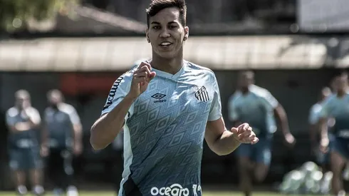 Kaio Jorge se empolga e faz comparação com Firmino