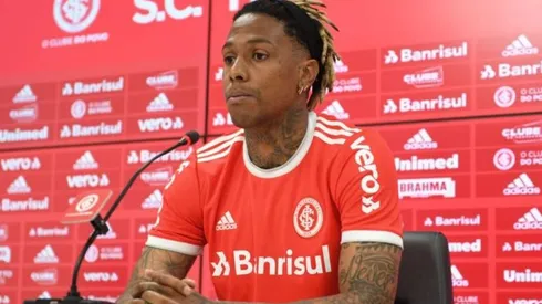 Abel Hernández vira desfalque por 3 semanas no Internacional