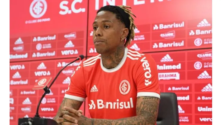 Abel Hernández vira desfalque por 3 semanas no Internacional