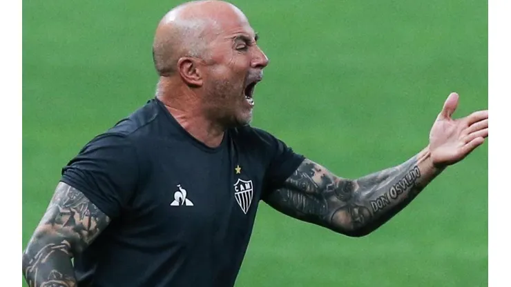 Sampaoli e mais 8 testam positivo para Covid no Atlético-MG