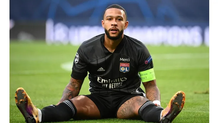 Depay comenta sobre a possibilidade de jogar no Barcelona